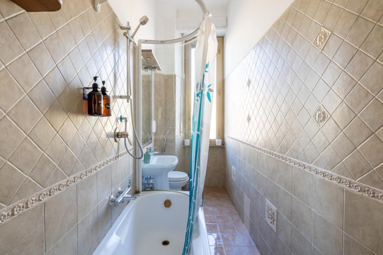 רומא San Pietro 5 Stelle Prestigious Rooms מראה חיצוני תמונה